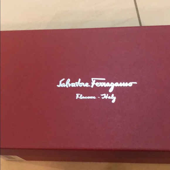 Salvador Ferragamo Heels! - Picture 2 of 9